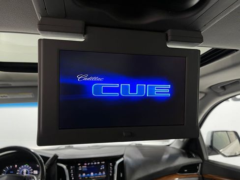 Used 2018 Cadillac Escalade Premium Luxury image 12