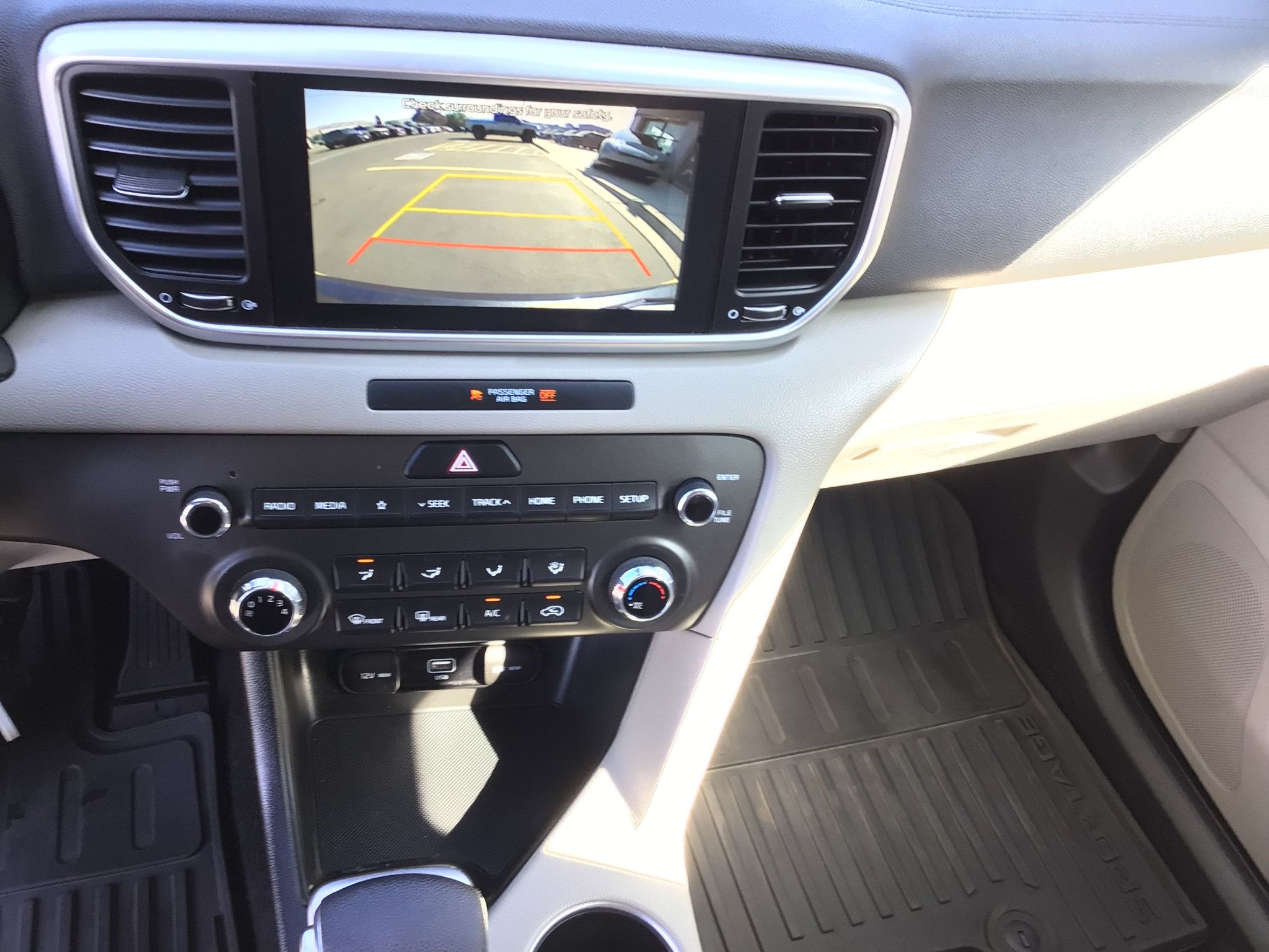 Used 2020 Kia Sportage LX AWD/4WD image 12