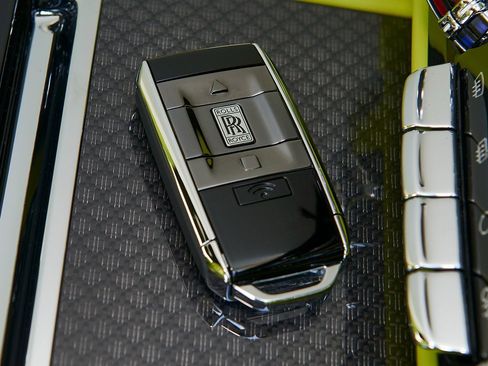 Certified 2023 Rolls-Royce Ghost Black Badge w/ Black Badge Ghost Package image 18