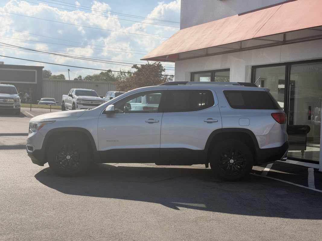 Used 2018 GMC Acadia SLT AWD/4WD image 3
