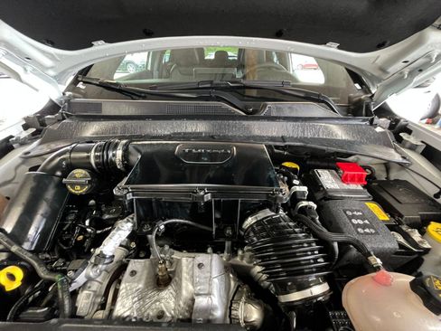 Used 2025 Jeep Compass Trailhawk AWD/4WD image 32