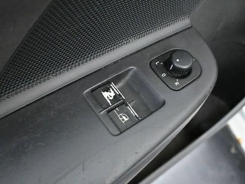Used 2006 Volkswagen GTI 2.0T 2-Door FWD image 14