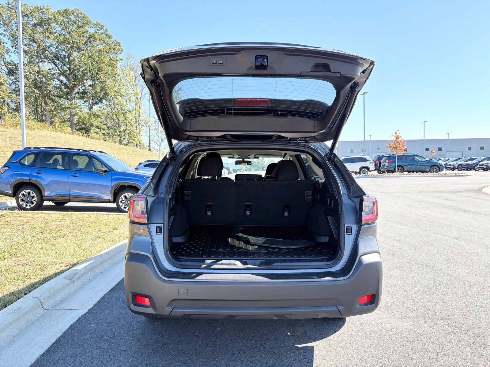 Certified 2024 Subaru Outback Premium AWD/4WD image 11