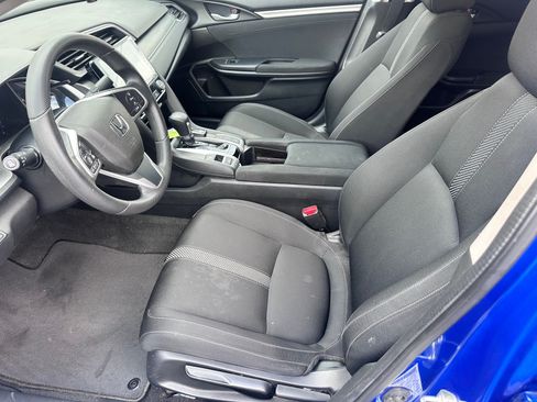 Used 2018 Honda Civic EX image 5