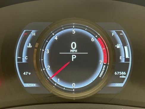 Used 2016 Lexus RC 200t image 13