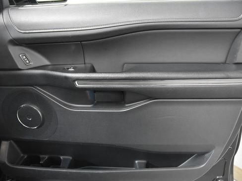 Used 2024 Ford Expedition Max XLT RWD image 15