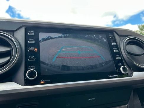 Used 2020 Toyota Tacoma SR5 AWD/4WD image 47