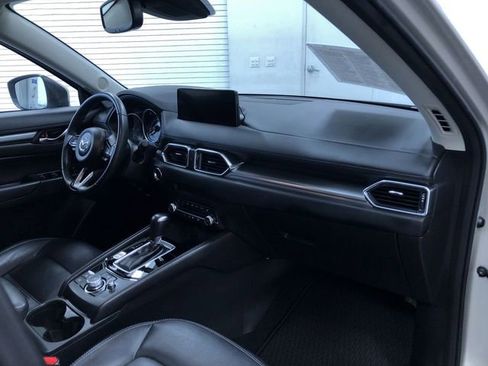 Used 2025 MAZDA CX-5 AWD 2.5 S w/ Preferred Package image 24