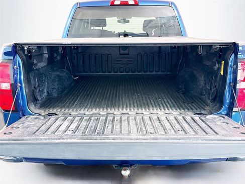 Used 2017 Chevrolet Silverado 1500 LT w/ All Star Edition AWD/4WD image 4