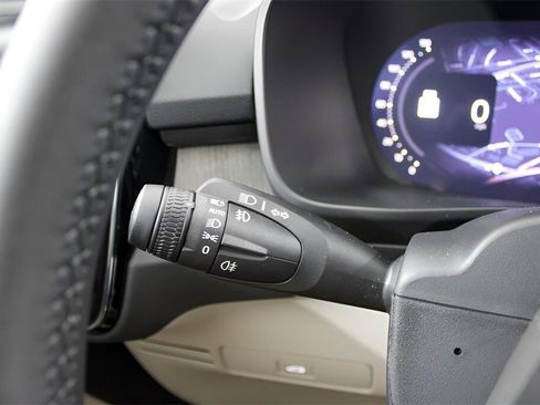 New 2026 Volvo XC40 B4 Plus w/ Protection Package Premier image 21