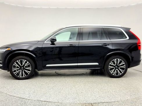 Used 2025 Volvo XC90 T8 Plus w/ Protection Package Premier image 7