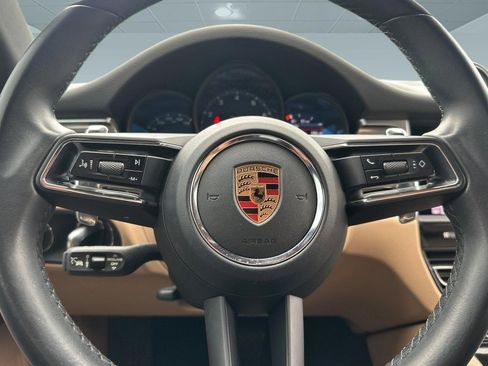 Used 2023 Porsche Macan image 15