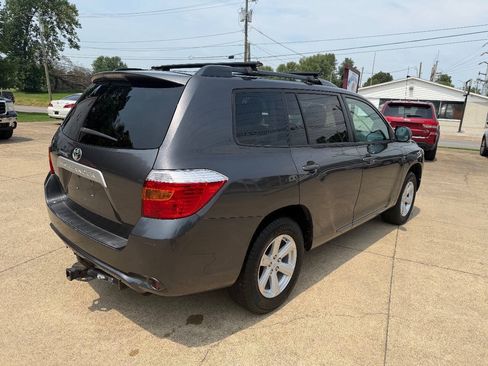 Used 2010 Toyota Highlander 2WD w/ Extra Value Pkg 2 image 4