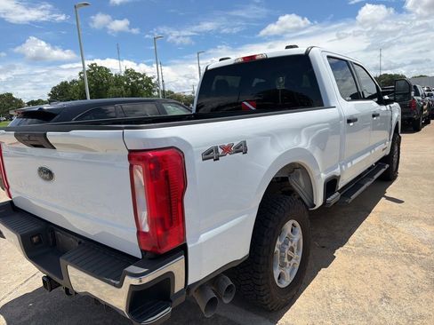 Used 2025 Ford F250 XLT AWD/4WD image 5