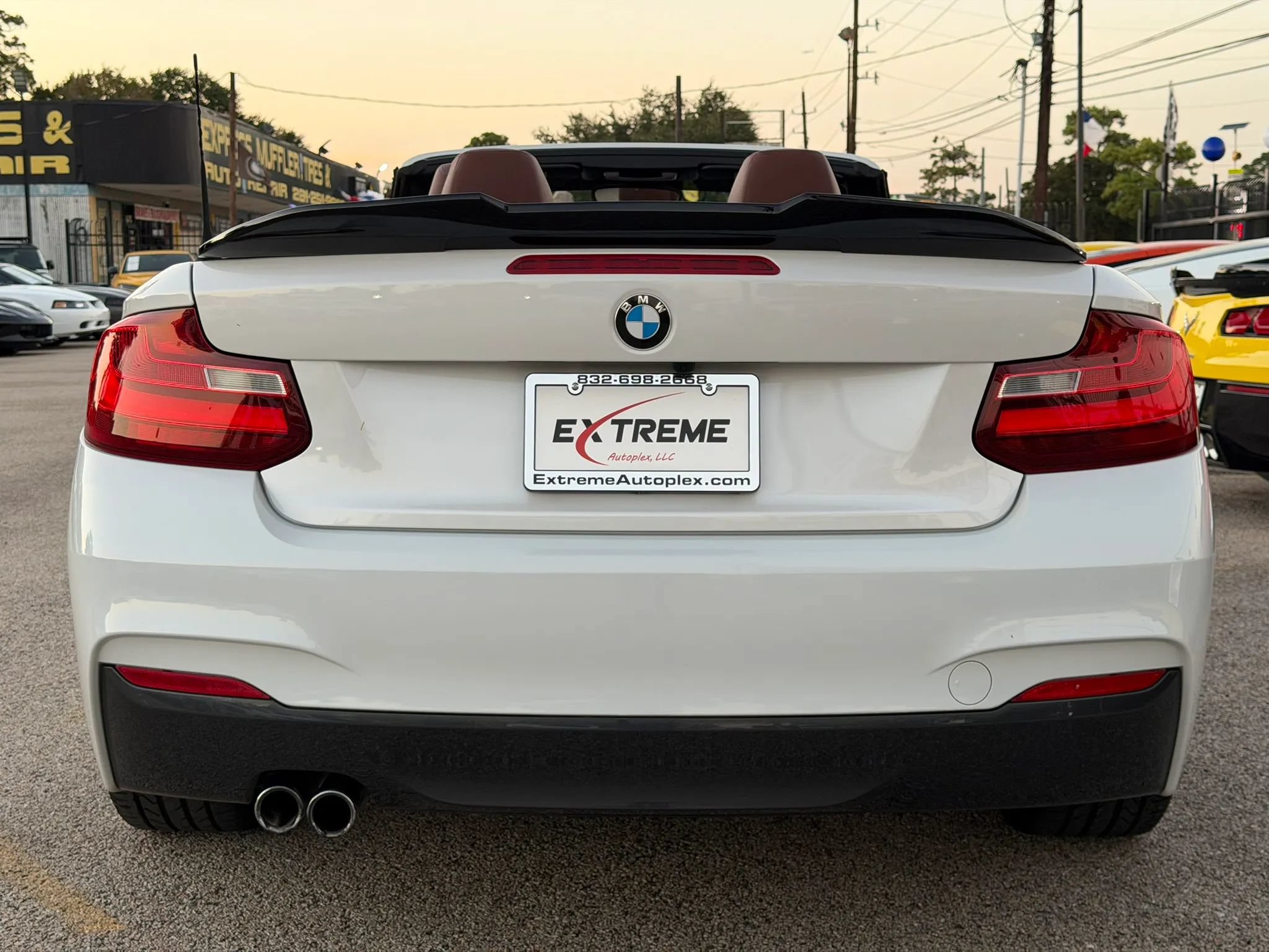 Used 2016 BMW 228i Convertible RWD image 3