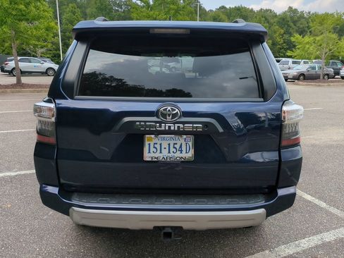 Used 2019 Toyota 4Runner TRD Off-Road Premium AWD/4WD image 5
