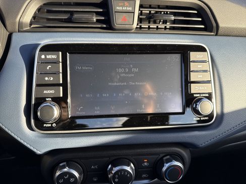 New 2025 Nissan Versa SV w/ Trunk Package image 23