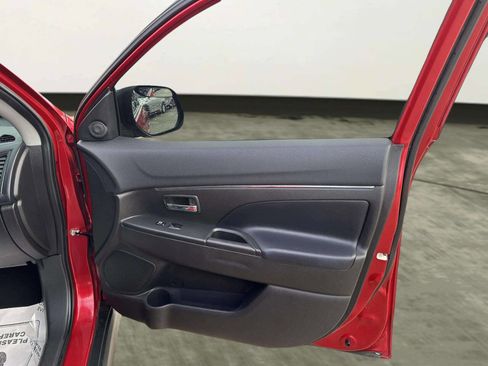 Used 2015 Mitsubishi Outlander Sport SE image 18