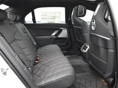 New 2024 BMW 750e xDrive w/ Executive Package image 10