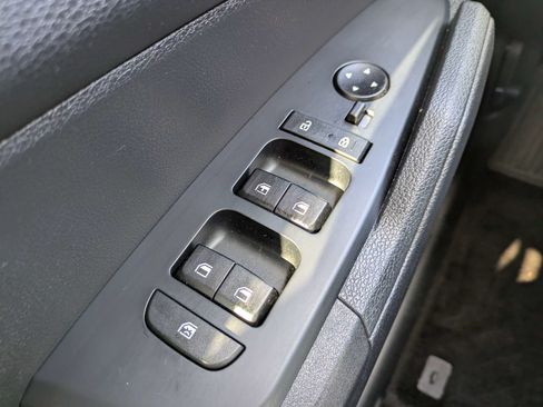 Certified 2025 Kia Sportage LX FWD image 27