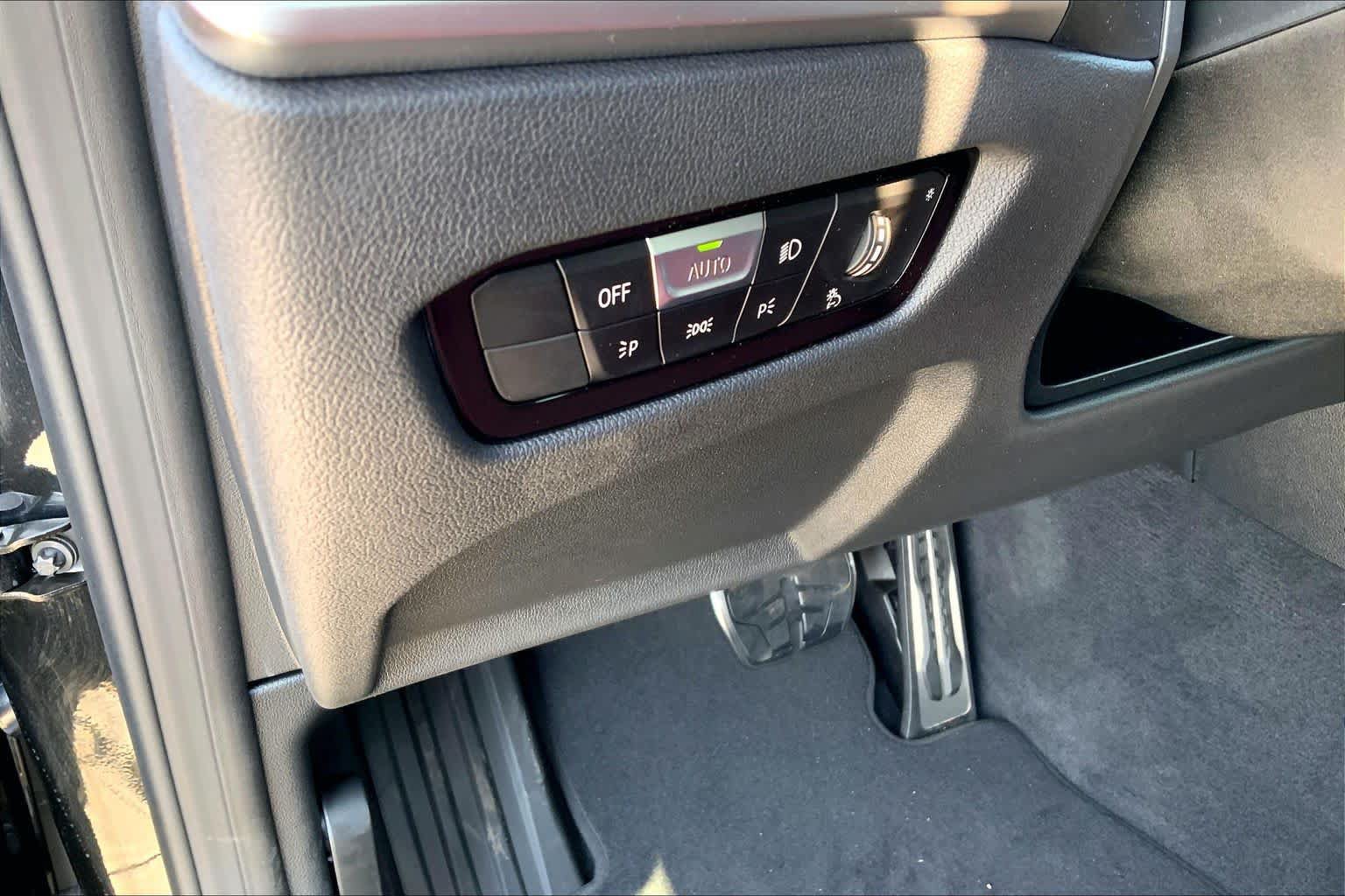 New 2026 BMW 430i w/ M Sport Package RWD image 18