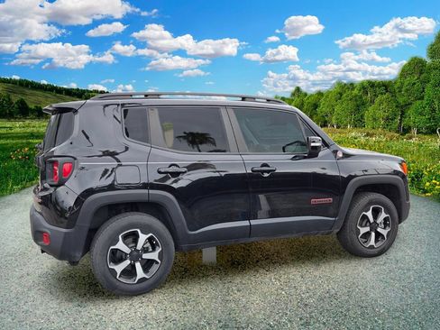 Used 2022 Jeep Renegade Trailhawk AWD/4WD image 6
