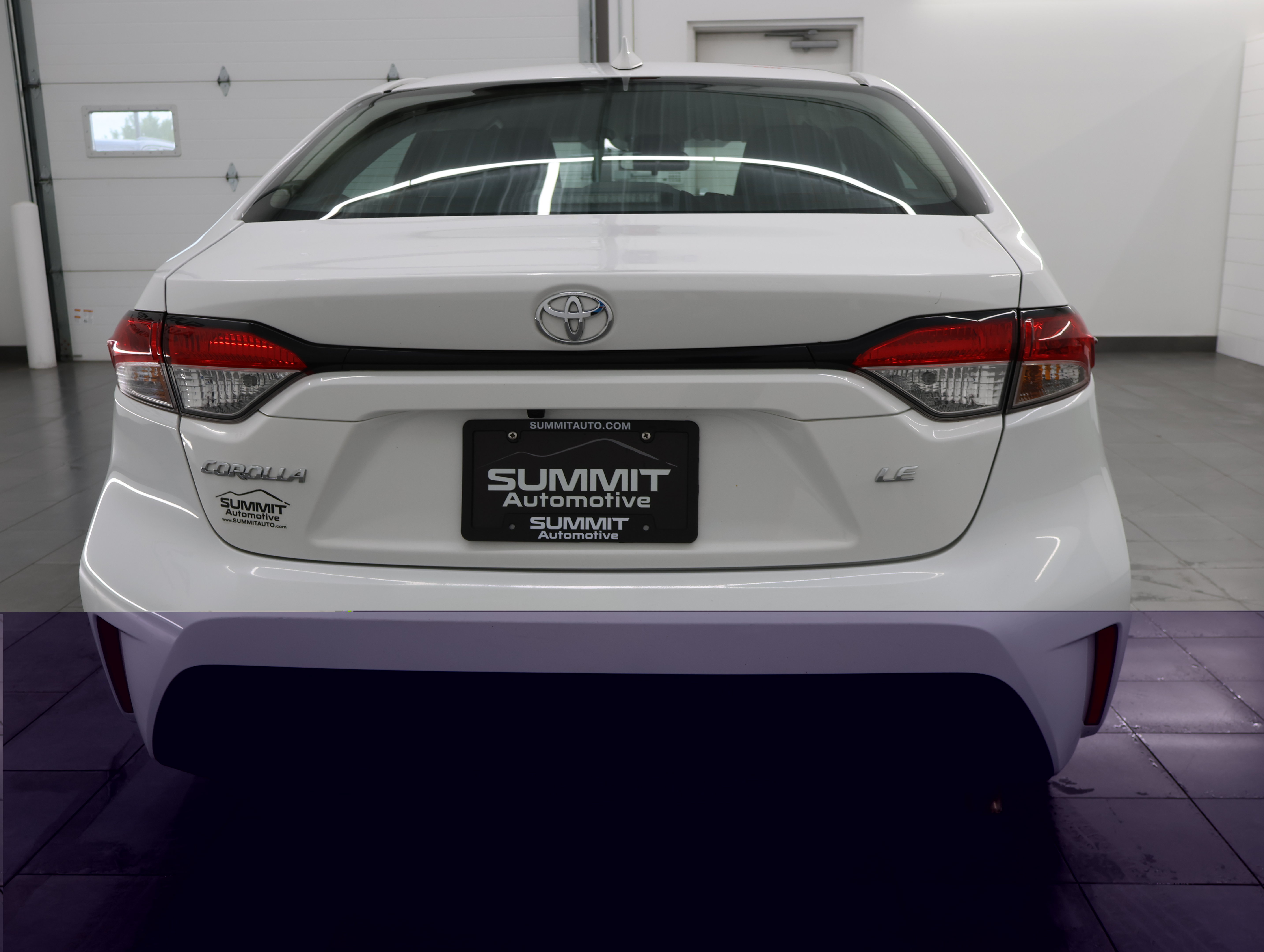 Used 2024 Toyota Corolla LE FWD image 23