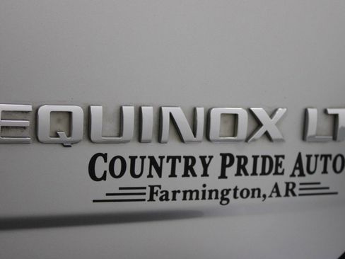 Used 2016 Chevrolet Equinox LT w/ Convenience Package image 28