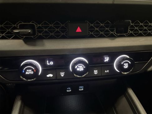 Used 2025 Honda Accord LX image 27