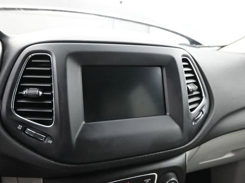 Used 2021 Jeep Compass Latitude w/ Convenience Group FWD image 33