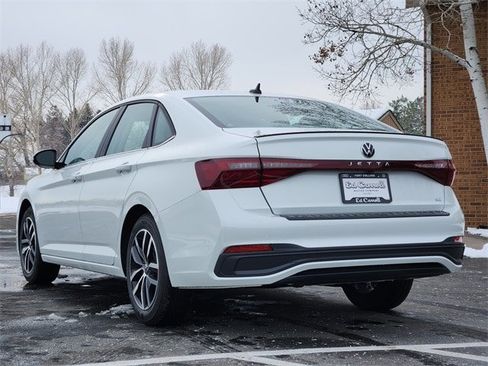 New 2026 Volkswagen Jetta SE image 5