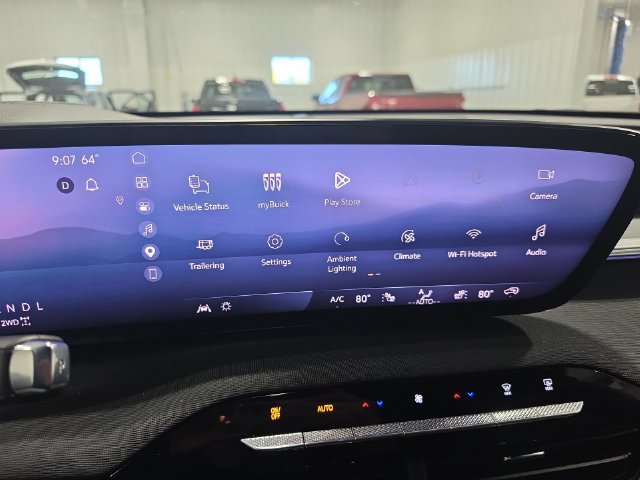 Used 2026 Buick Enclave Preferred AWD/4WD image 13