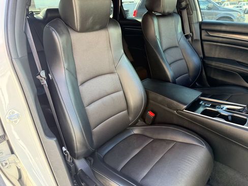Used 2021 Honda Accord Sport image 20