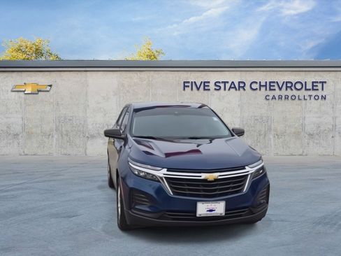 Used 2022 Chevrolet Equinox LS w/ Driver Confidence II Package image 2