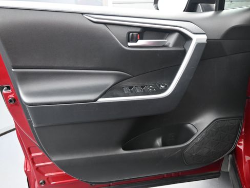 Certified 2025 Toyota RAV4 XLE image 16