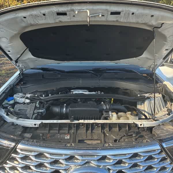 Used 2021 Ford Explorer Platinum w/ Equipment Group 601A AWD/4WD image 30