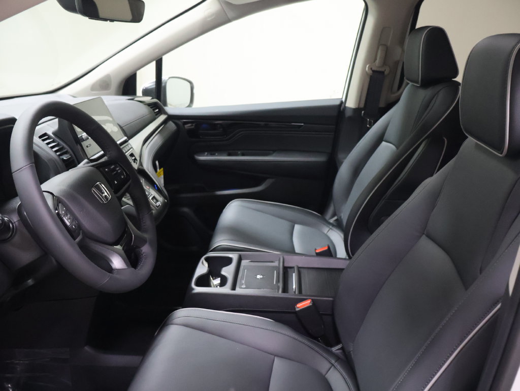 New 2027 Honda Odyssey Touring image 7