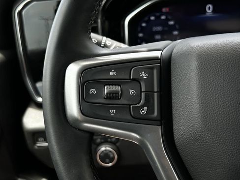 Used 2025 Chevrolet Silverado 1500 LT RWD image 15