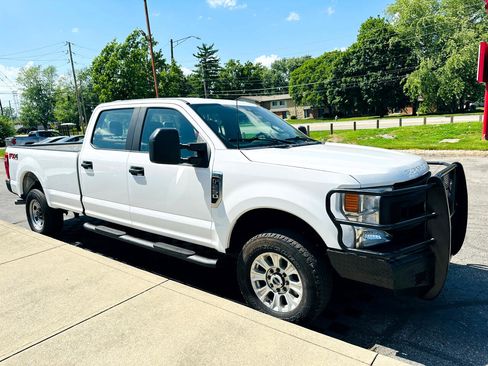 Used 2021 Ford F250 XL w/ Power Equipment Group image 2