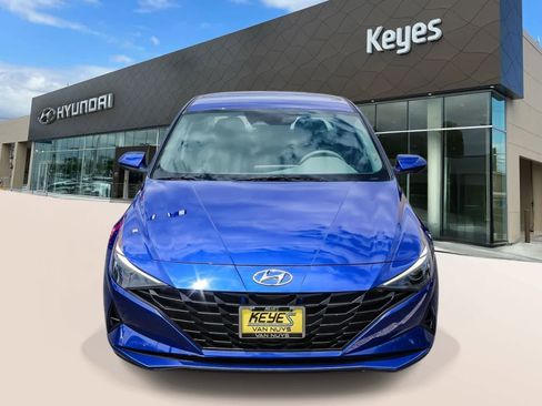 Certified 2022 Hyundai Elantra SEL FWD image 2