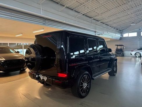 Used 2021 Mercedes-Benz G 550 image 3