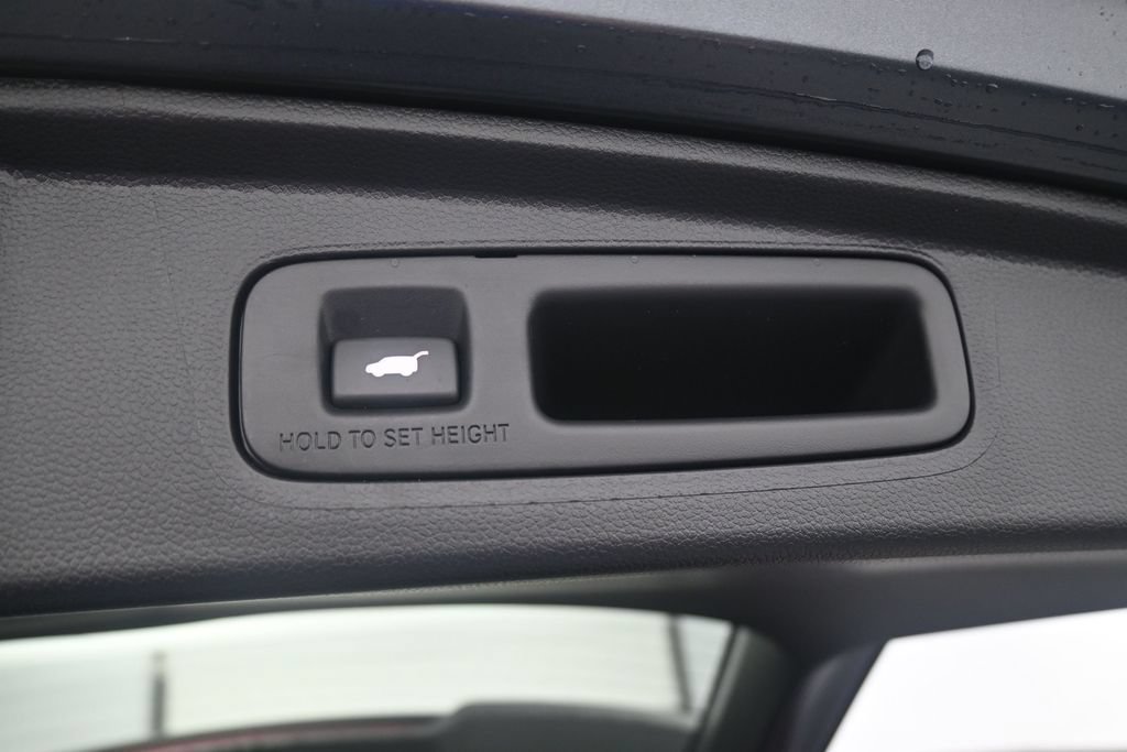 Used 2023 Honda CR-V EX-L image 18