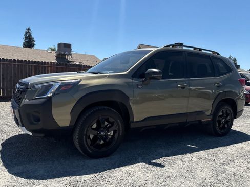 Used 2025 Subaru Forester Wilderness w/ Wilderness Package AWD/4WD image 11