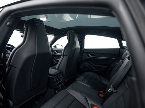 Certified 2025 Porsche Taycan 4S AWD/4WD image 23