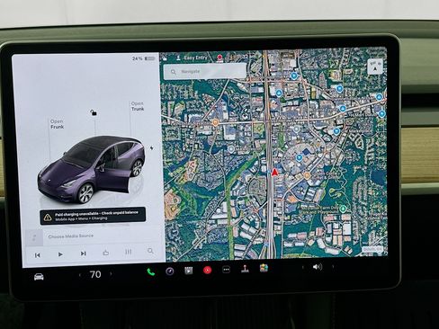 Used 2023 Tesla Model Y Long Range image 21