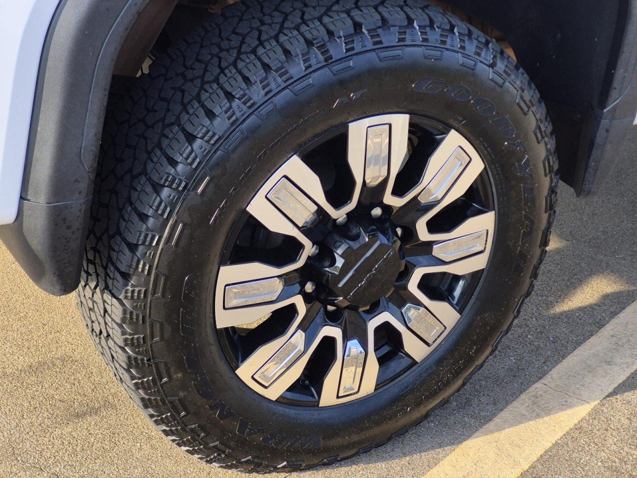 Certified 2025 GMC Sierra 2500 Denali AWD/4WD image 7