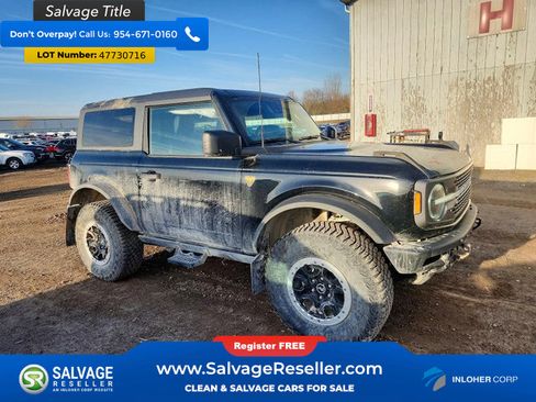 Used 2024 Ford Bronco Badlands w/ Sasquatch Package AWD/4WD image 5