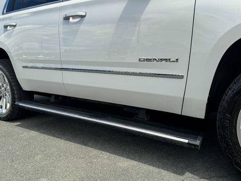 Used 2018 GMC Yukon Denali w/ Open Road Package AWD/4WD image 11