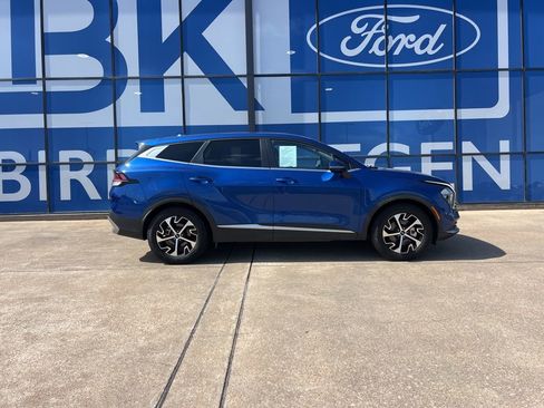 Used 2023 Kia Sportage EX FWD image 9