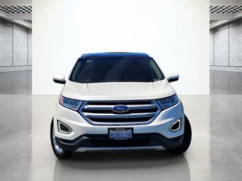 Used 2018 Ford Edge SEL w/ Equipment Group 201A AWD/4WD image 4